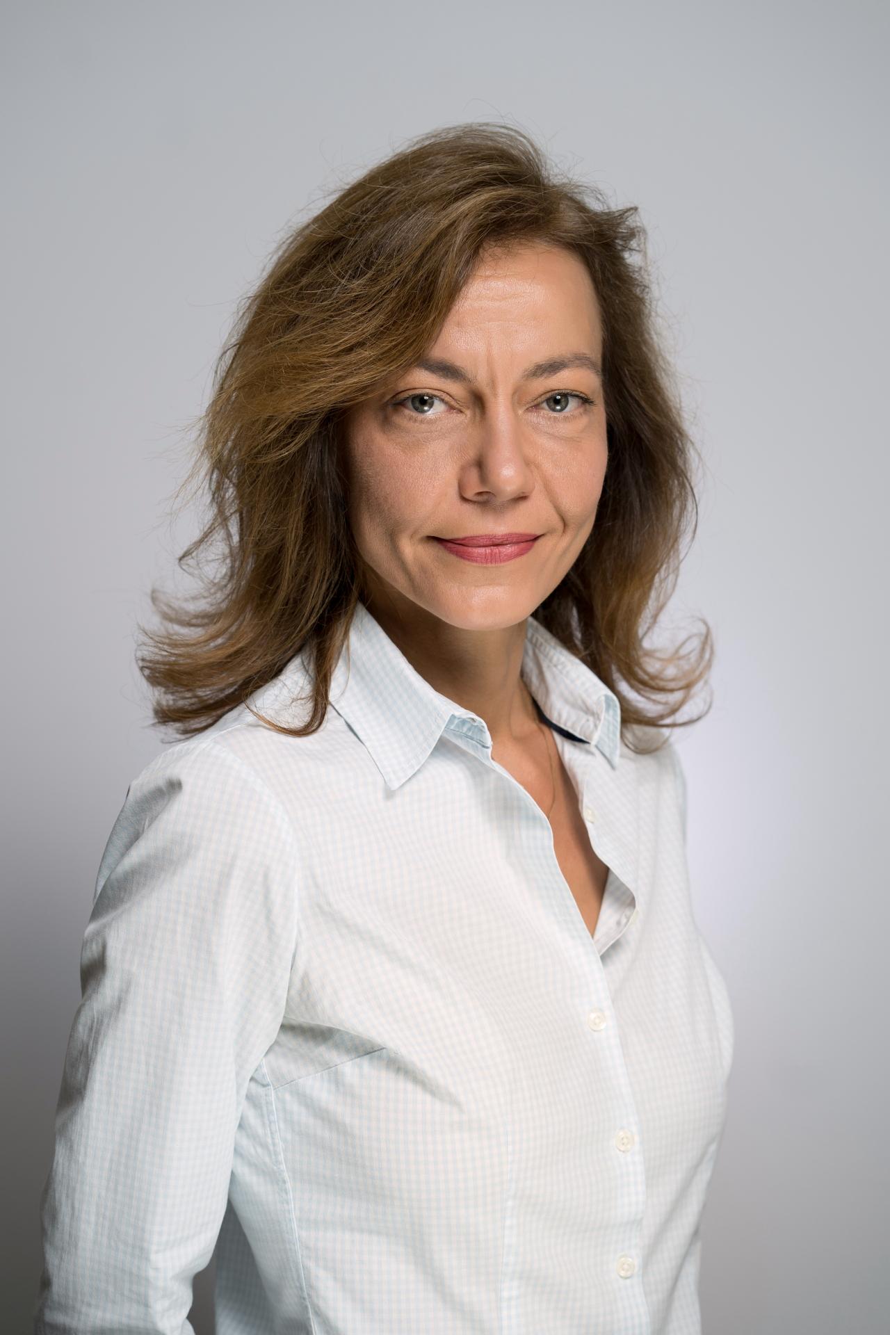Dr. Ziger Erika