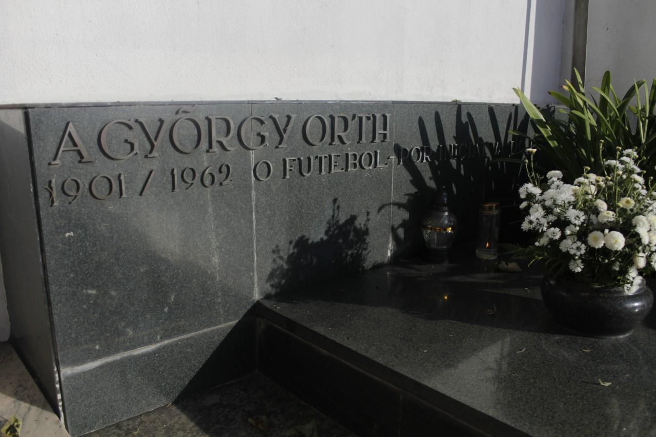 Látogatás Orth György sírjánál (GALÉRIA)