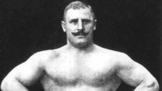 Ezen a napon hunyt el Weisz Richárd olimpiai bajnok birkózó, akinek a lakásán alakult újjá a II. világháború után az MTK