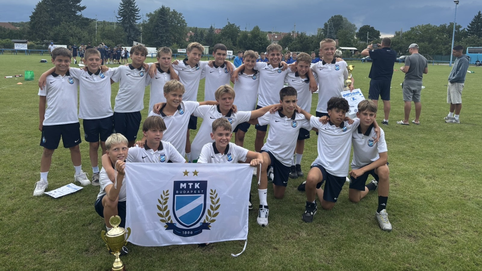 Rangos csehországi tornával indította az augusztust U13-as csapatunk