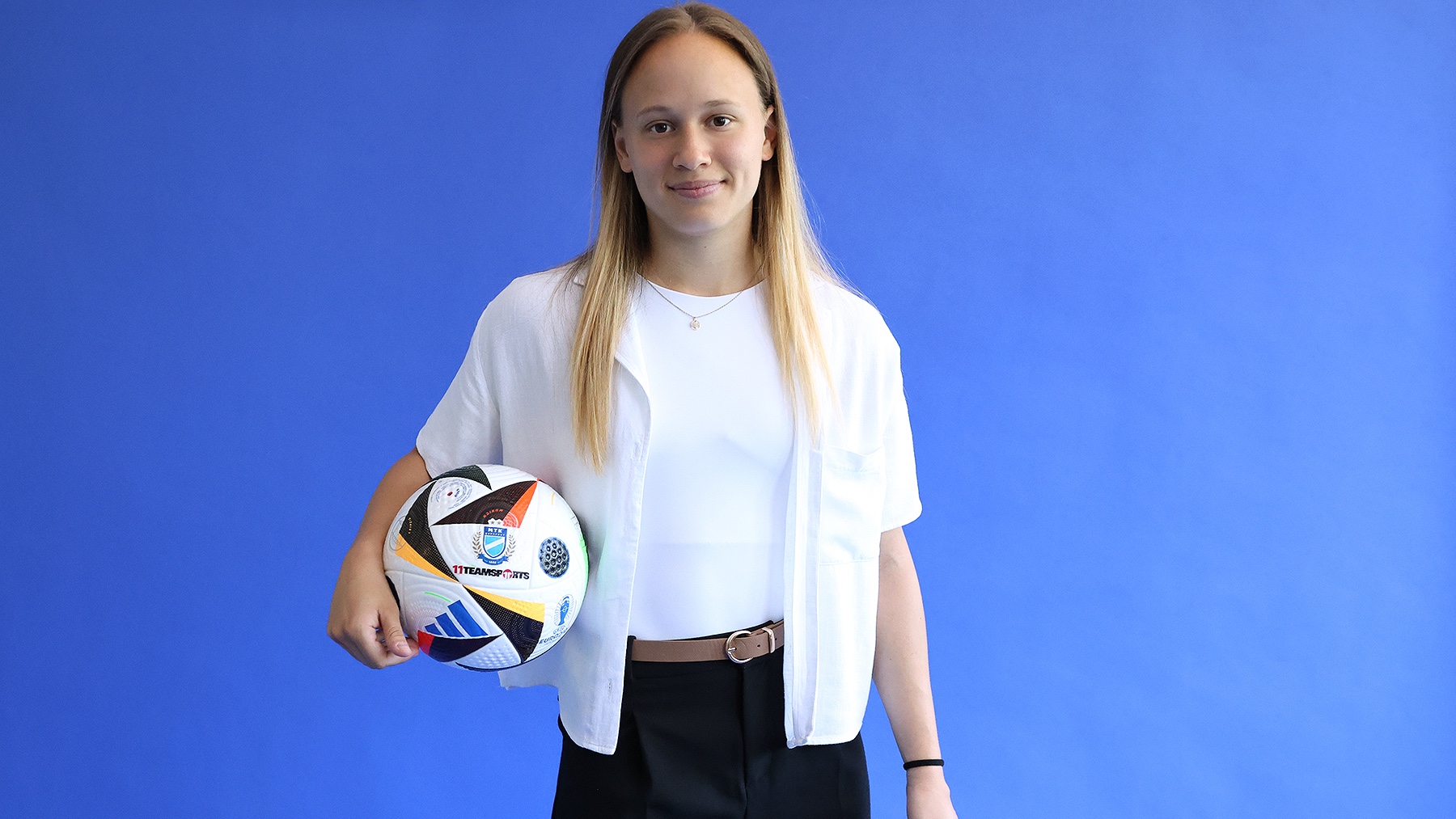 Mészáros Cecília is az MTK Budapest játékosa marad