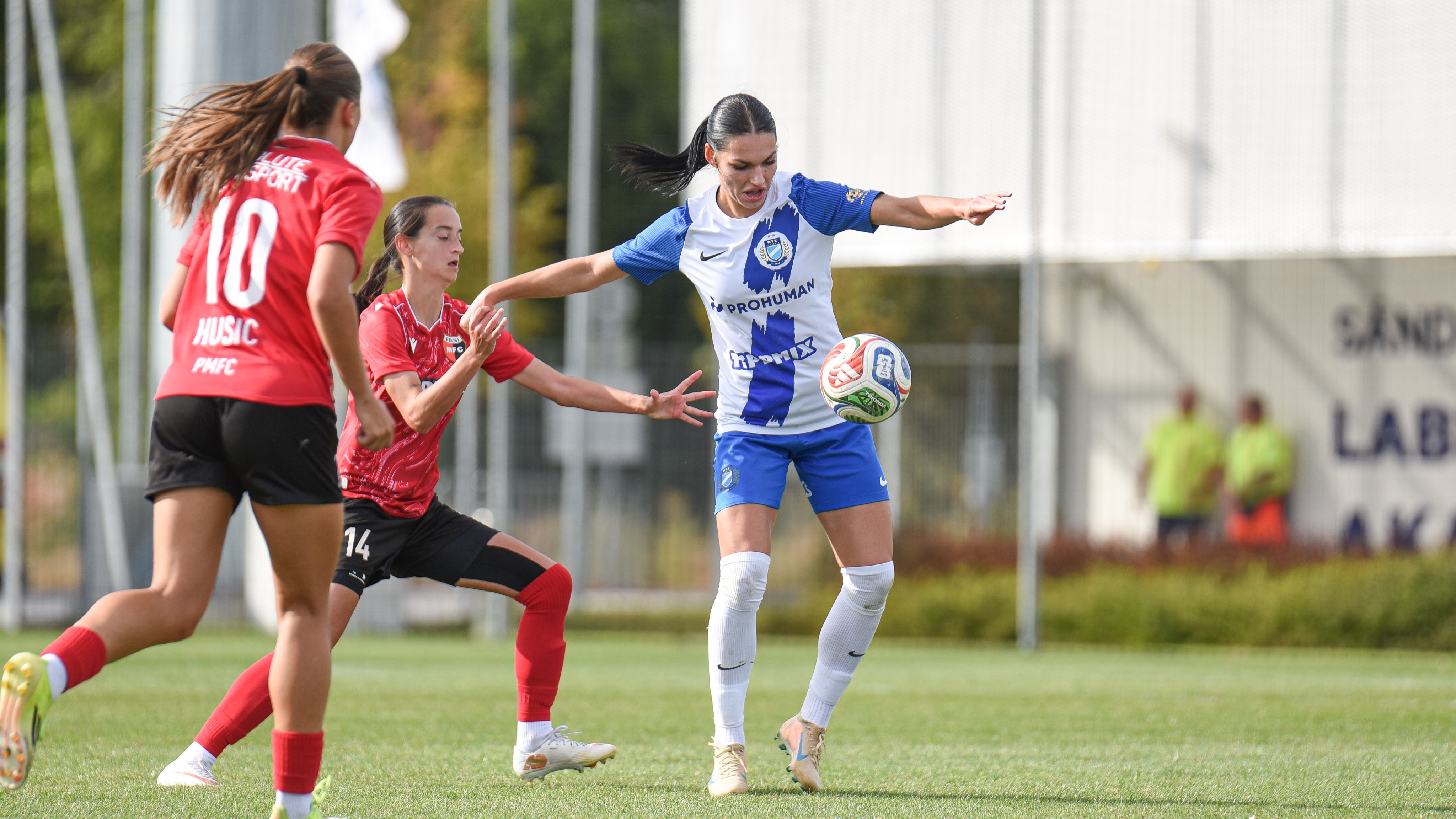 Képgaléria: MTK Budapest-PMFC 0-0