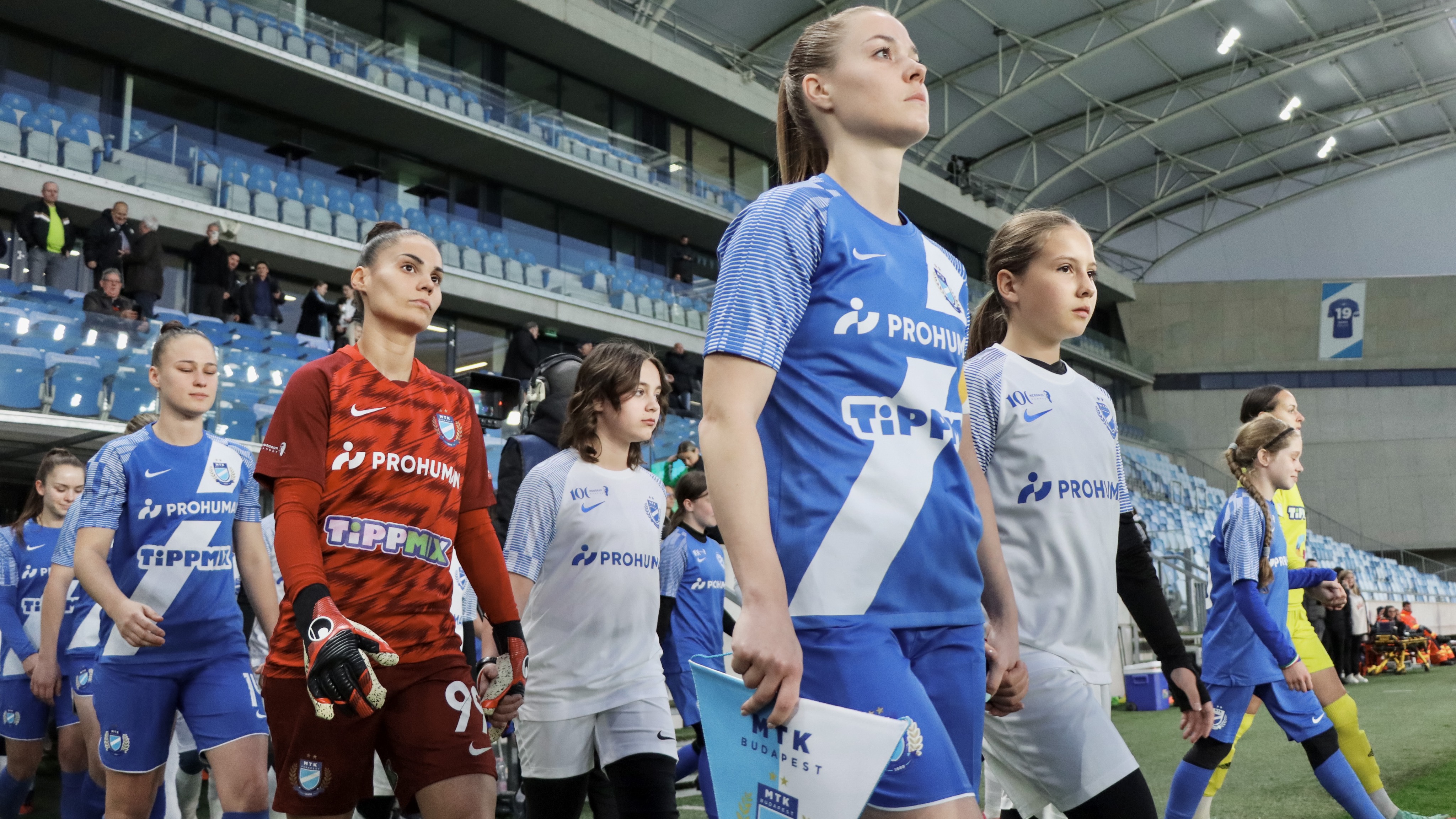 Simple Női Kupa-döntő az Új Hidegkuti Nándor Stadionban (Képgaléria)