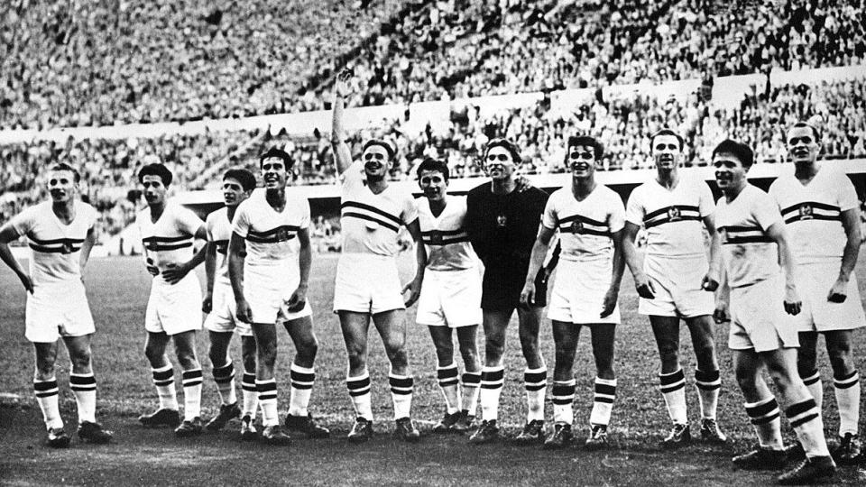 Hét MTK-játékossal a keretében 69 éve lett először olimpiai bajnok a magyar labdarúgó-válogatott