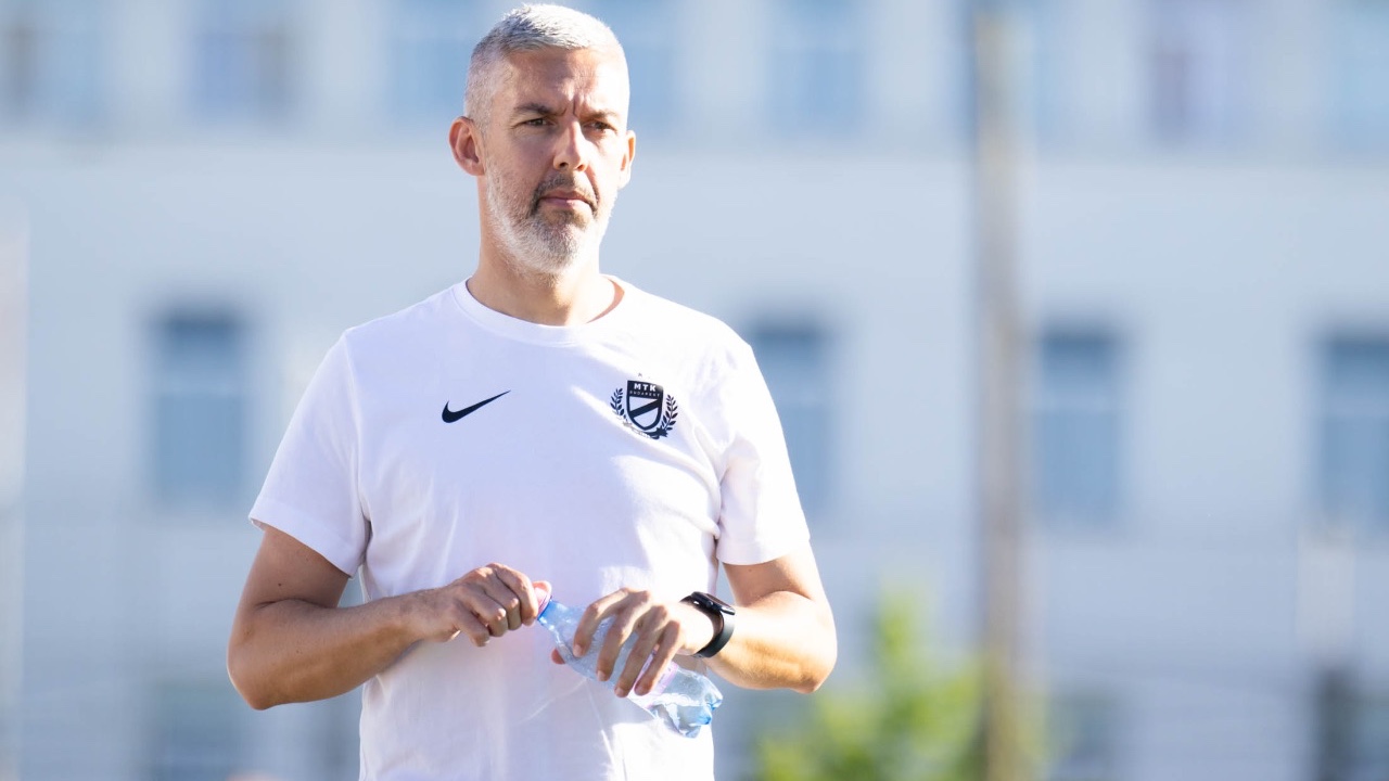 Új vezetőedzővel folytatjuk