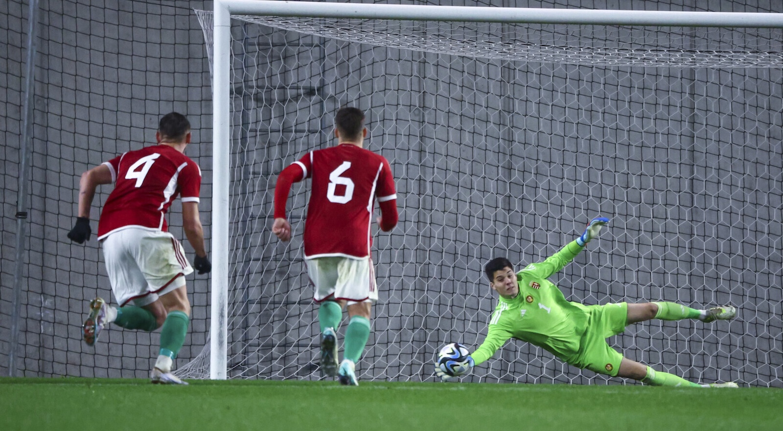 Hegyi Krisztián az MTK Budapestnél folytatja