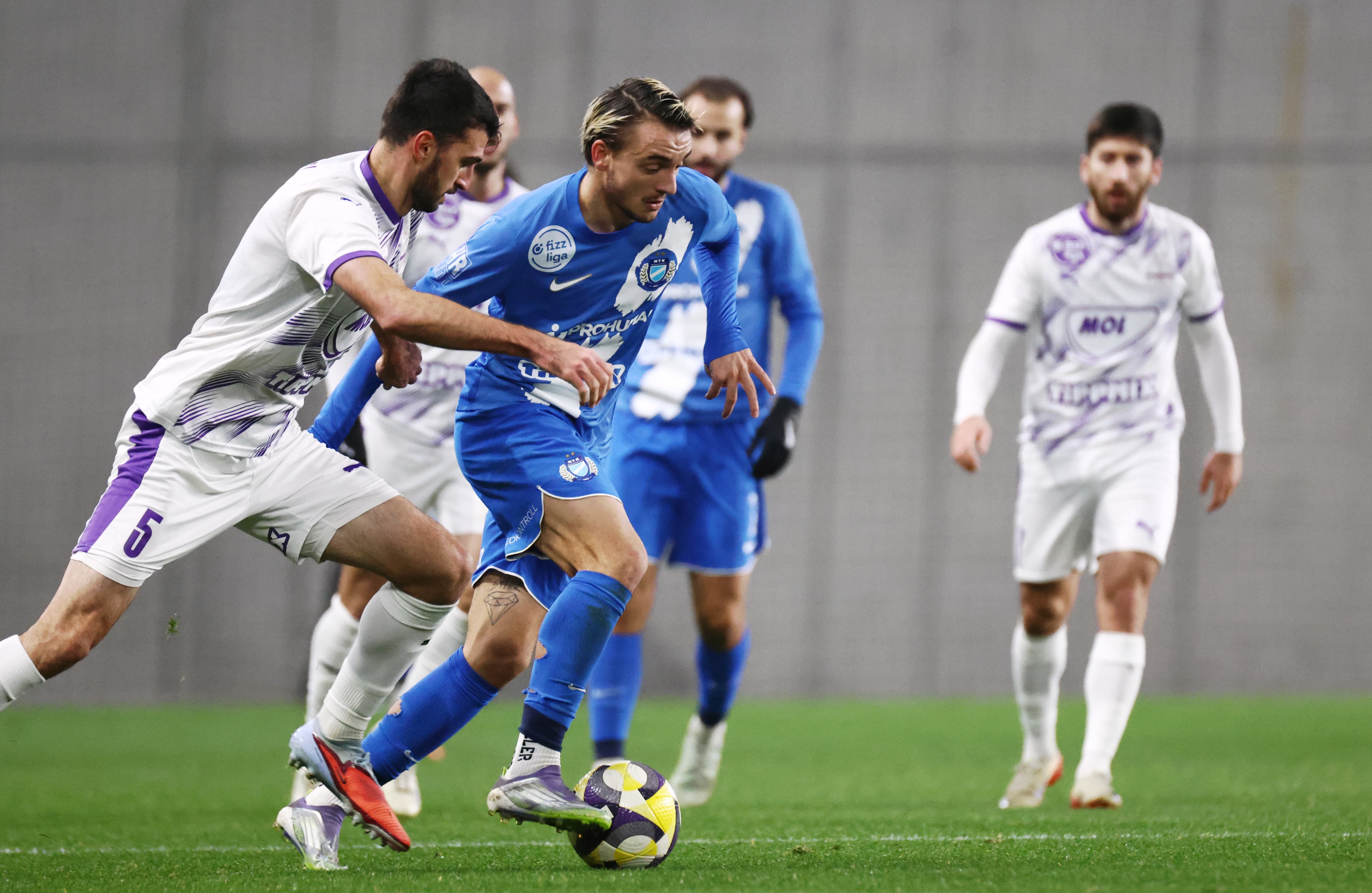 Fordulatos mérkőzésen az Újpest nyert