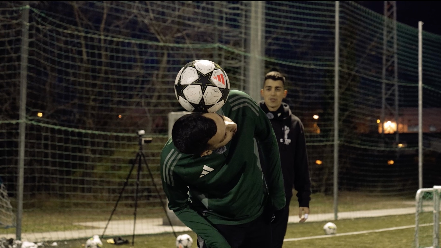 Különleges vendégek jártak U12-es csapatunk edzésén (Videó)