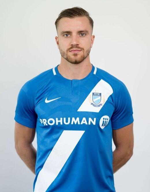 Baki Ákos
