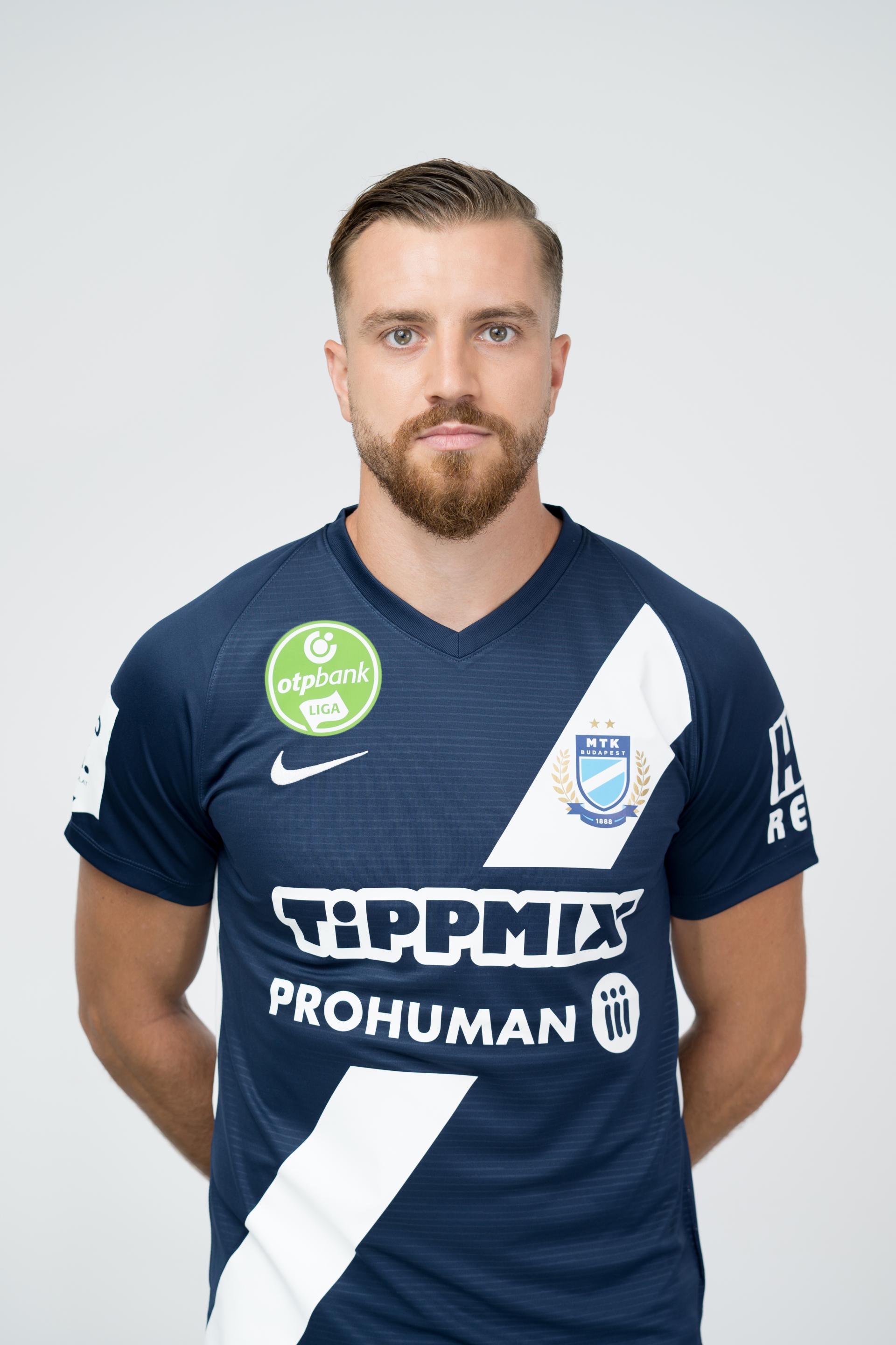 Baki Ákos